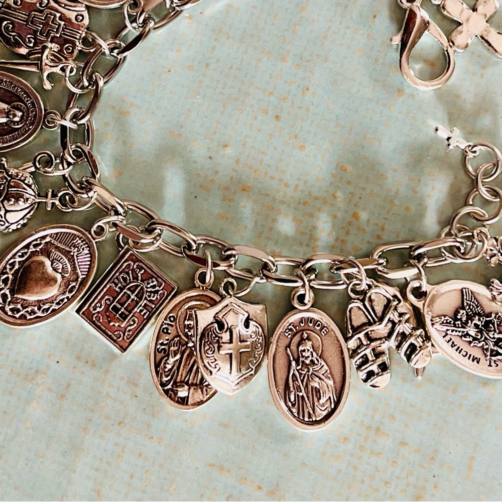 Charm Bracelet Armor of God, Saints Medals, Cross Charms/Catholic - Picture 5 of 12